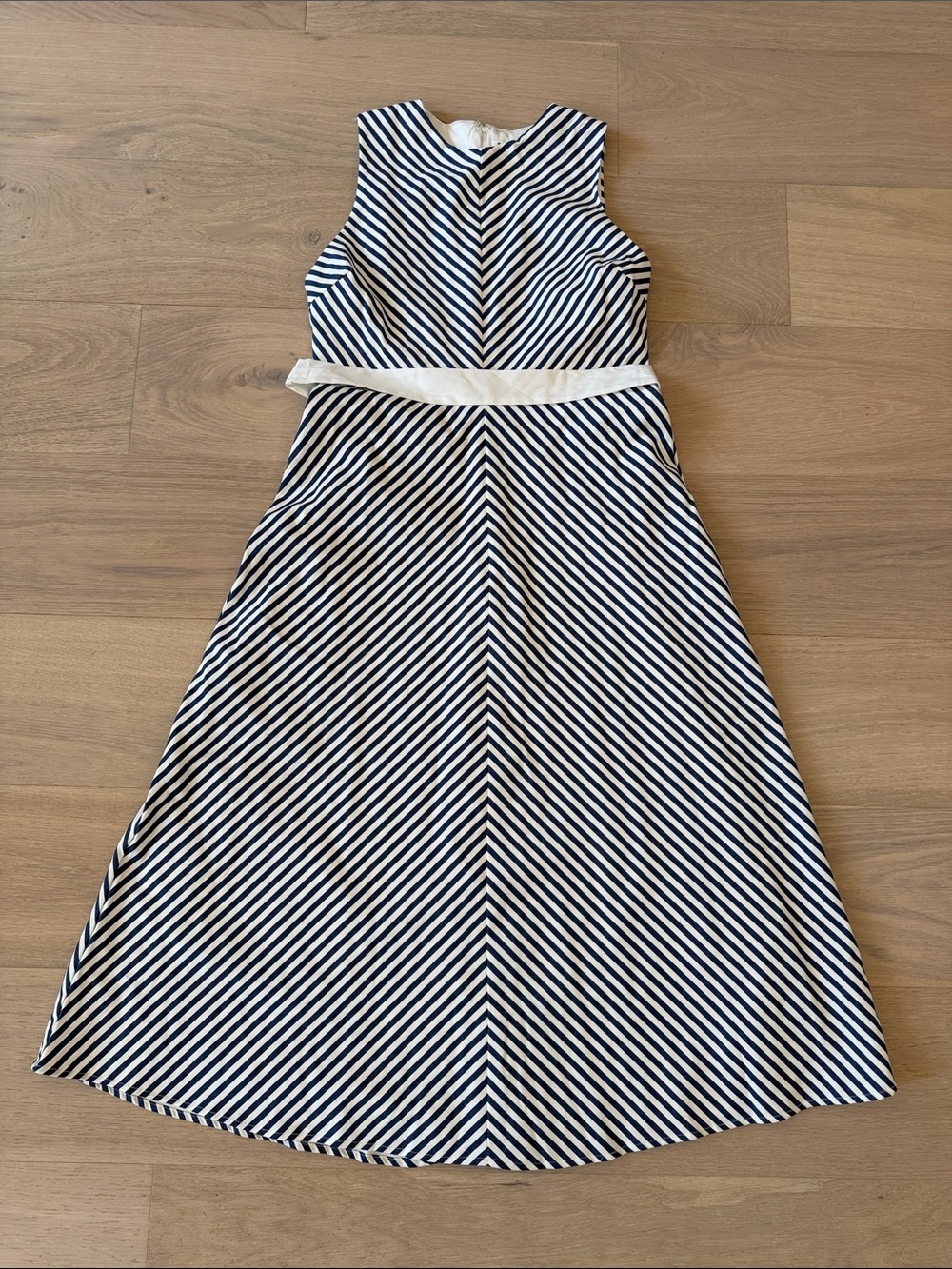 TCEC Navy and White Chevron Dress Size Large